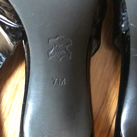 Via Spiga Black Patent Leather Sling Back Heels - Picture 6 of 8